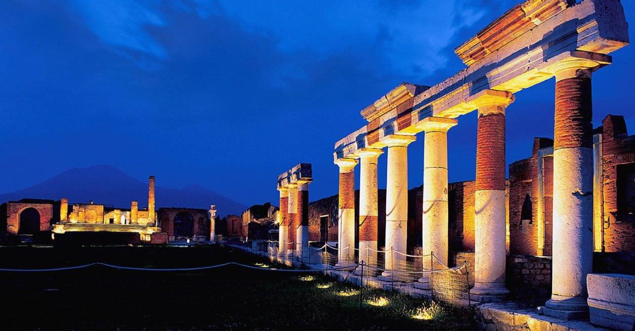 Loft Ortensia Pompei Bagian luar foto